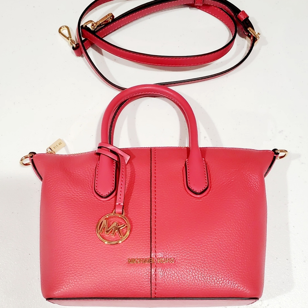 *NWOT* Michael Kors Vibrant Pink Satchel/Crossbody Bag (10"L x 7"H x 3"D)